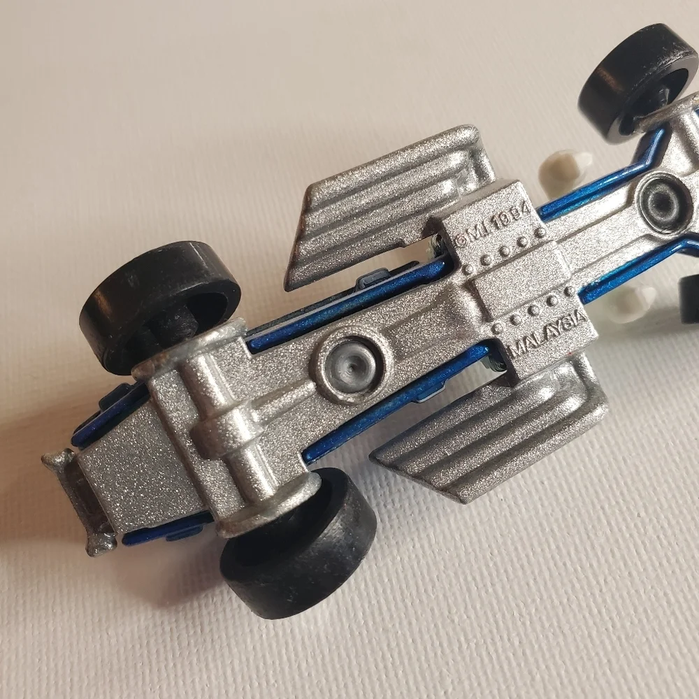 Vintage 1994- Birdhouse Hot Wheels